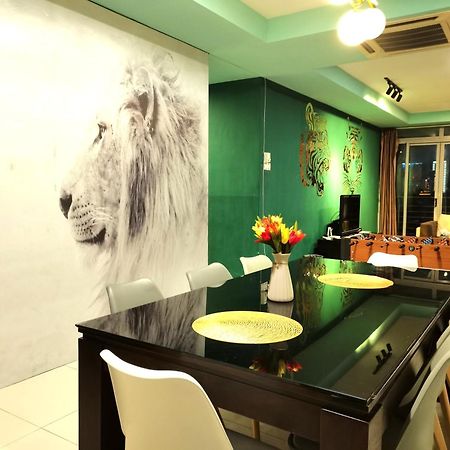 Cozy Forest Themed Homestay 4 Bedroom クアラルンプール エクステリア 写真