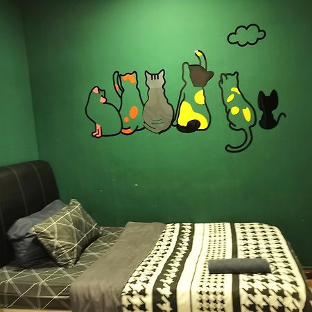 Cozy Forest Themed Homestay 4 Bedroom クアラルンプール エクステリア 写真