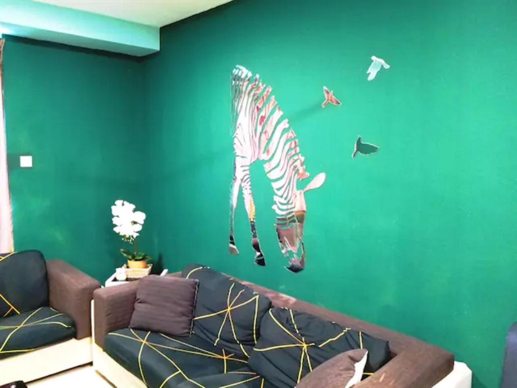 Cozy Forest Themed Homestay 4 Bedroom クアラルンプール エクステリア 写真