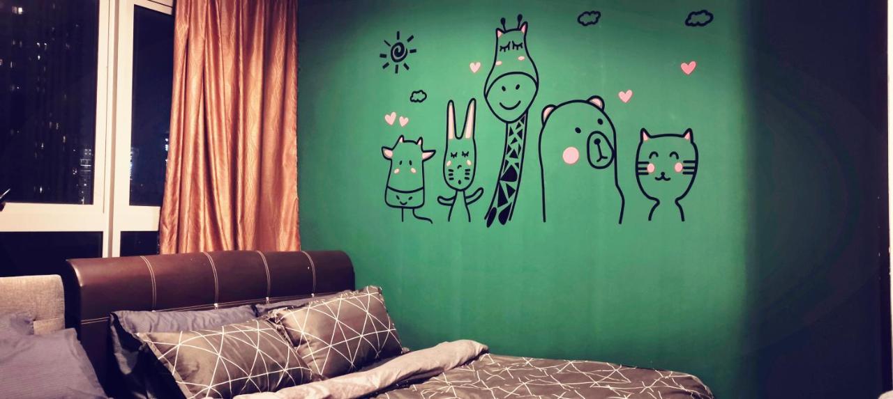 Cozy Forest Themed Homestay 4 Bedroom クアラルンプール エクステリア 写真