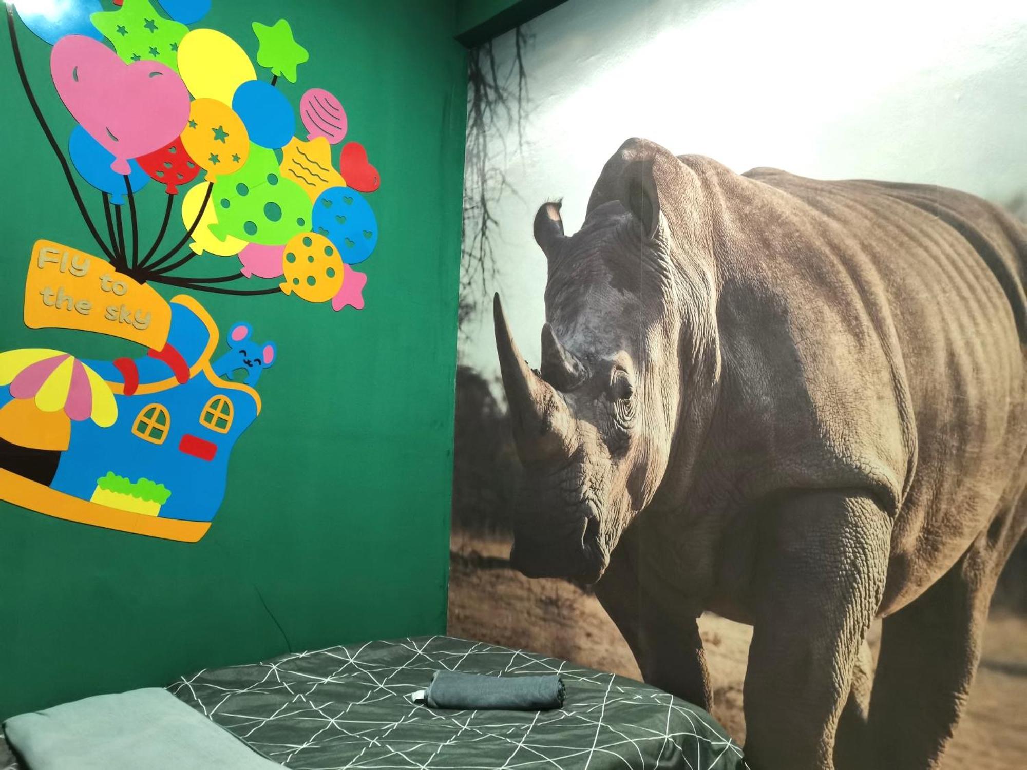 Cozy Forest Themed Homestay 4 Bedroom クアラルンプール エクステリア 写真