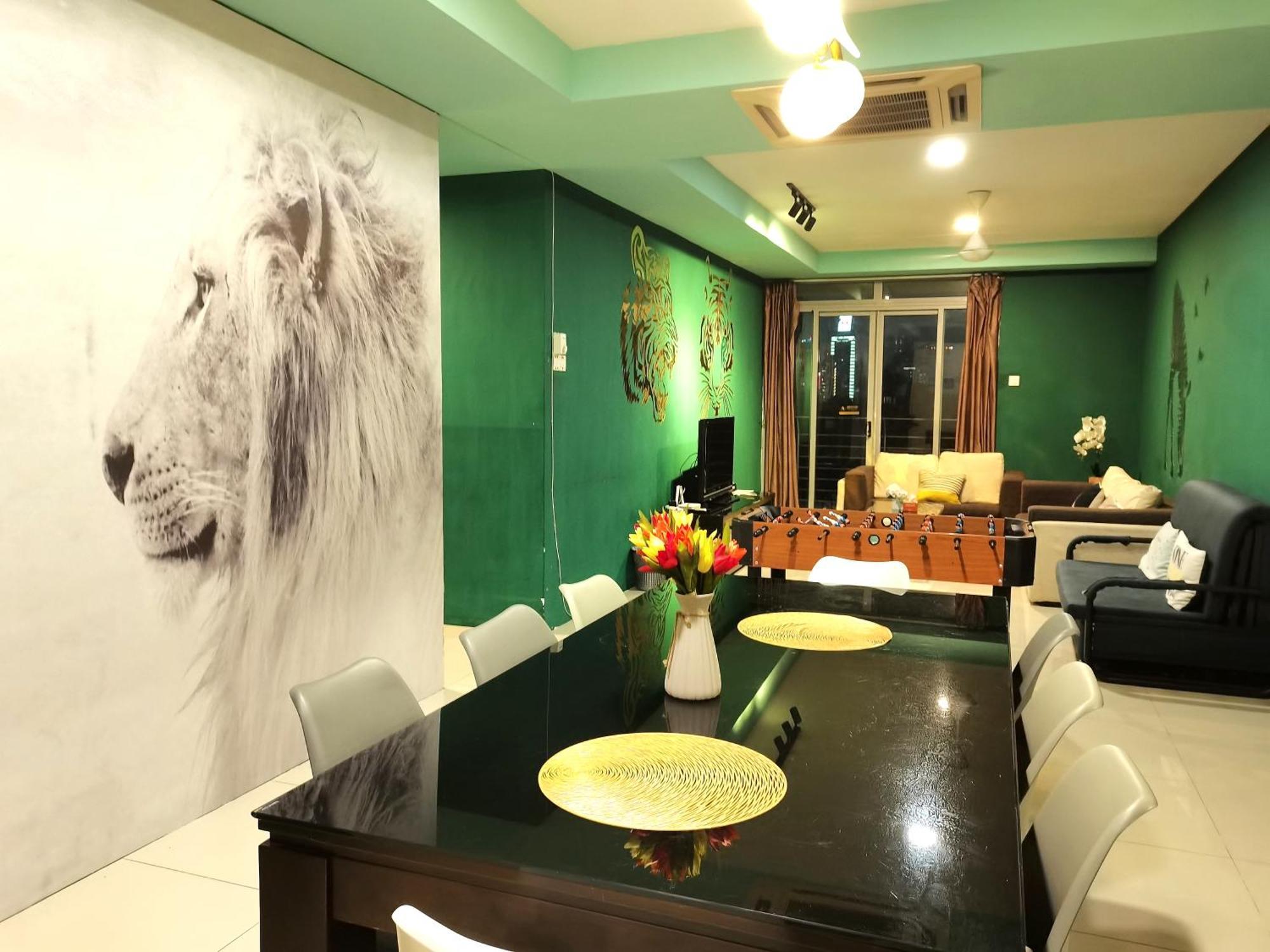 Cozy Forest Themed Homestay 4 Bedroom クアラルンプール エクステリア 写真