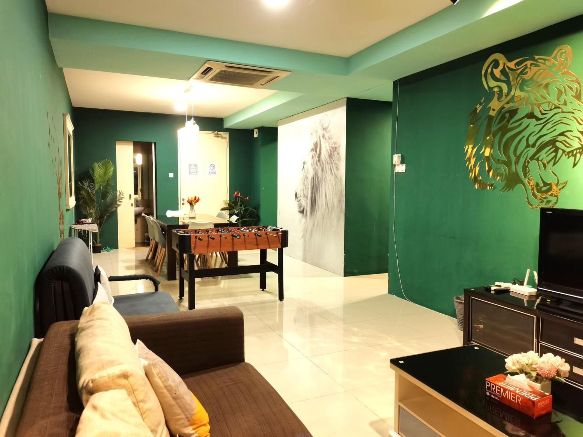 Cozy Forest Themed Homestay 4 Bedroom クアラルンプール エクステリア 写真